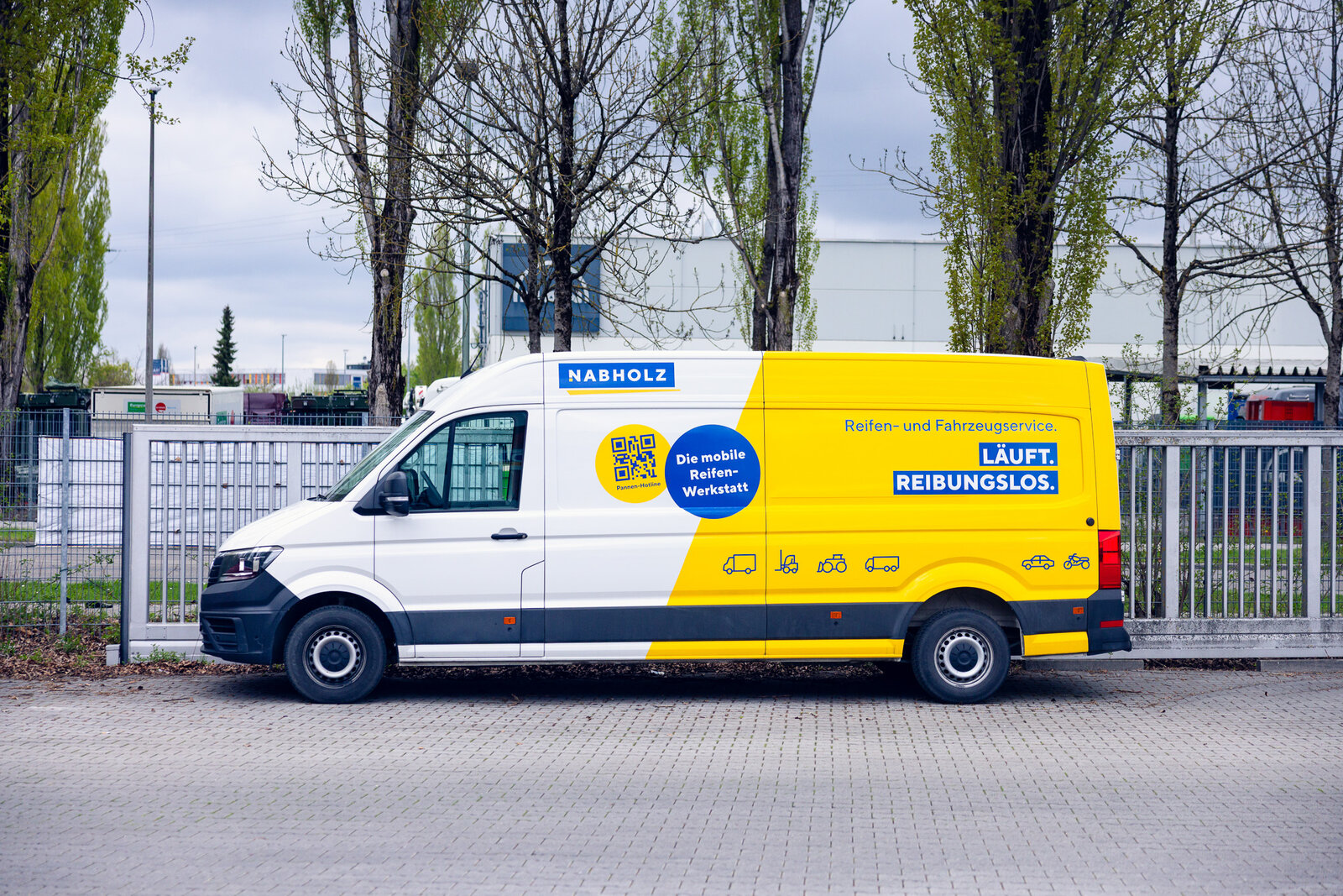 Servicefahrzeug der mobilen Reifen-Werkstatt