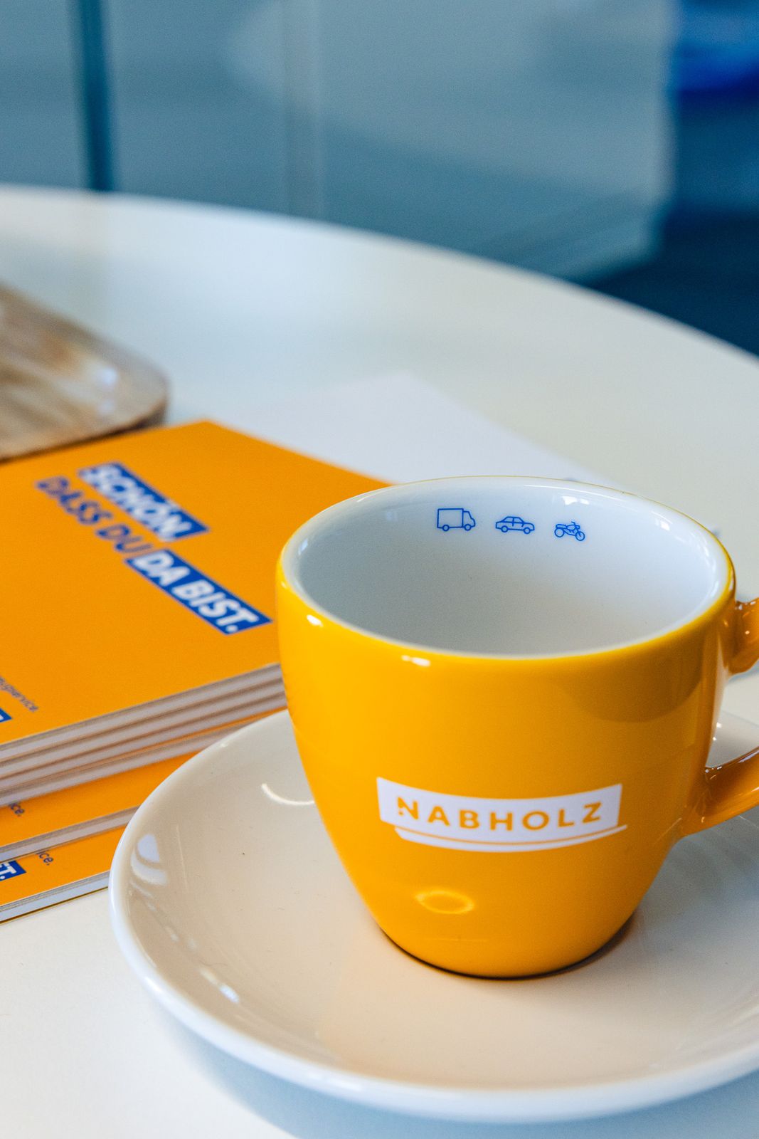 Kaffeetasse mit Nabholz-Logo